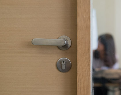 commercial-locksmith-2