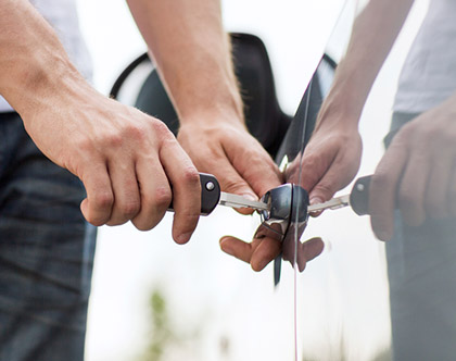 car-locksmith-3